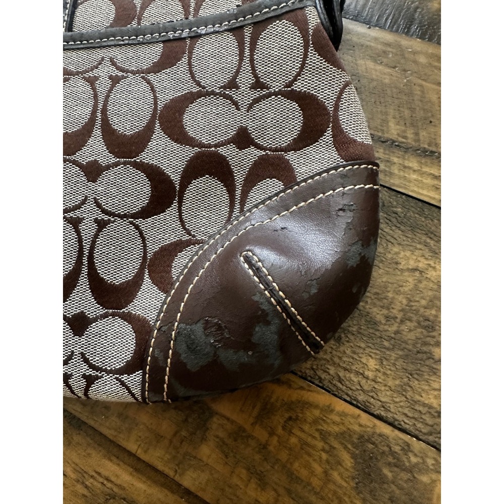 Coach Soho Signature C Monogram Shoulder Bag Brown Vintage Y2K Buckle Bag - Picture 7 of 13